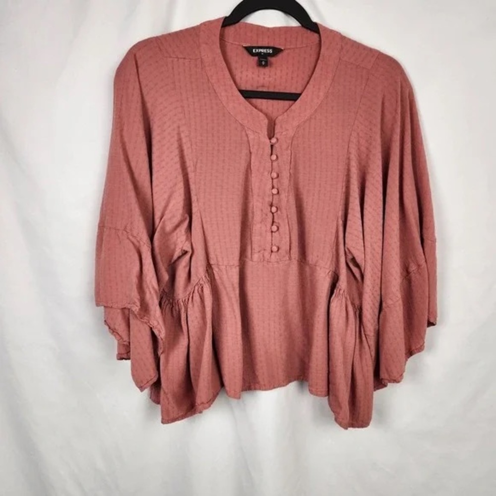 Express Women's Mauve Buttoned Blouse